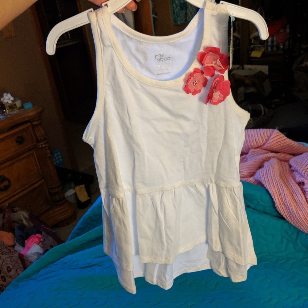 Girls, size s/p 5/6.  Children's place